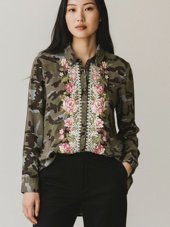 ANDREE BY UNIT Tops - ANDREE BY UNIT Sz L Camo Shirt with Floral Accents